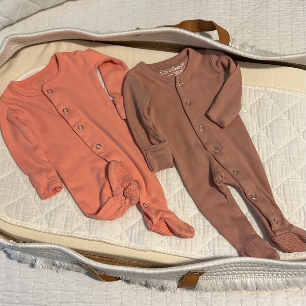 L’ovedbaby footies